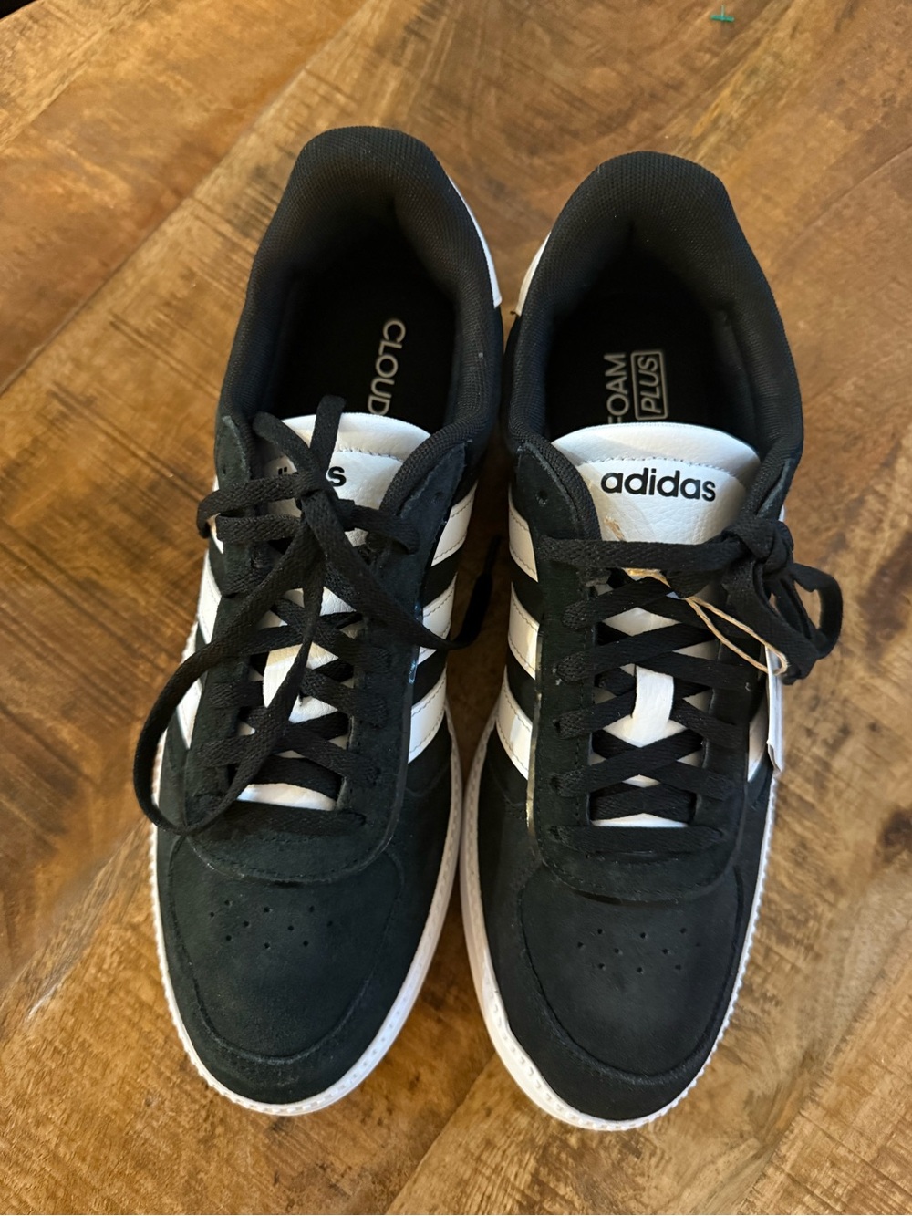 Adidas Women’s Breaknet Sleek Sneakers in Black and White, Size 8.5, NIB - Picture 3 of 10